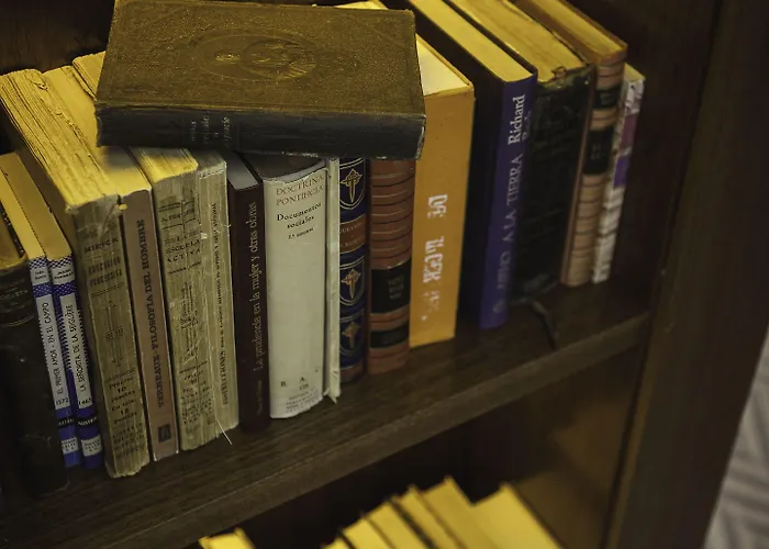 Ercilla De Bilbao, Autograph Collection